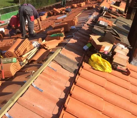 retejado y sustitucion de tejas en mallorca